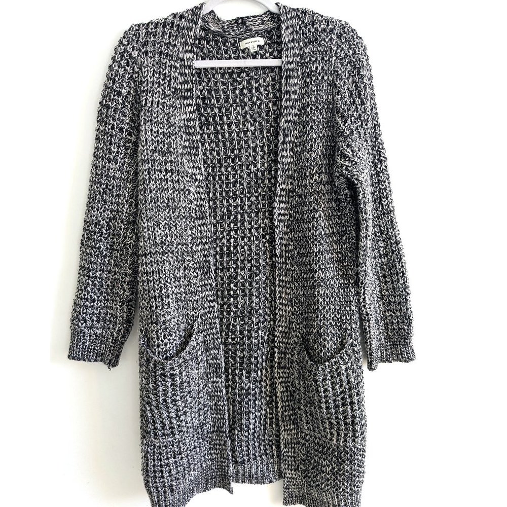 Max Studio Woven Women's black and white Long Sweater Cardigan Size S pockets